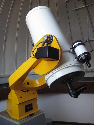 [IMAGE: 0.4 m telescope]